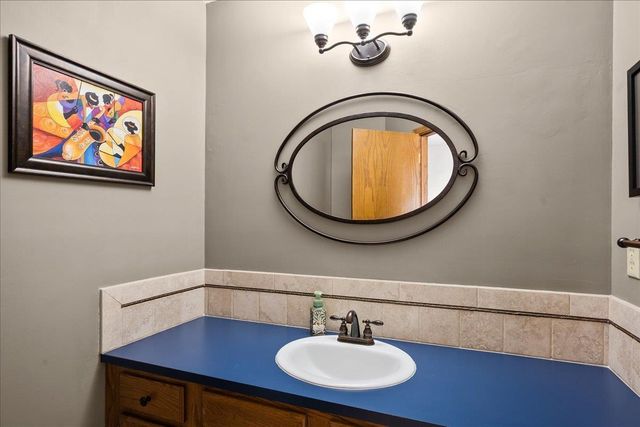 4322 N Ironwood St, Wichita, KS 67226