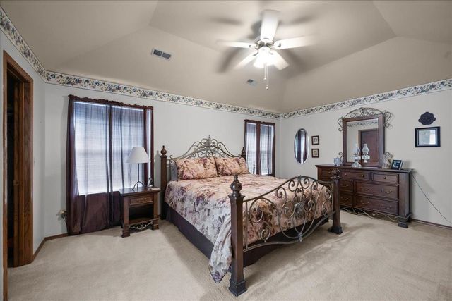 4322 N Ironwood St, Wichita, KS 67226