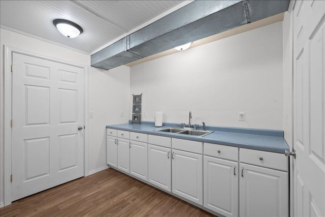 4322 N Ironwood St, Wichita, KS 67226