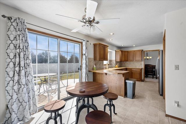 4322 N Ironwood St, Wichita, KS 67226