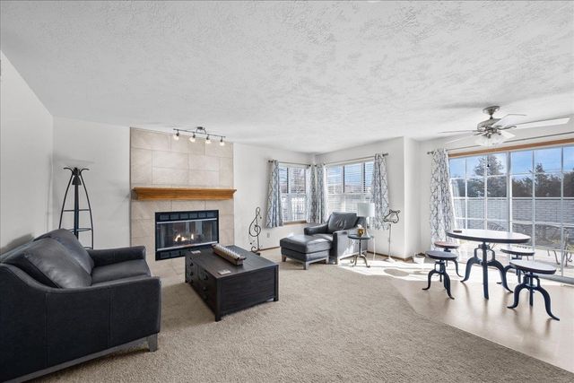 4322 N Ironwood St, Wichita, KS 67226