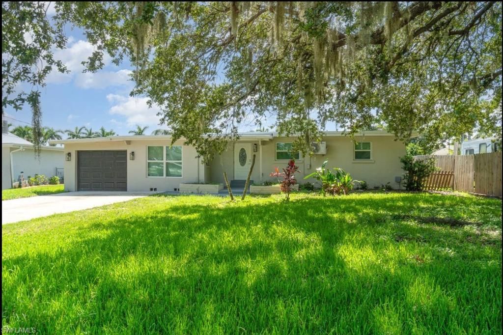 203 Kingston DR, FORT MYERS, FL 33905 — photo 3