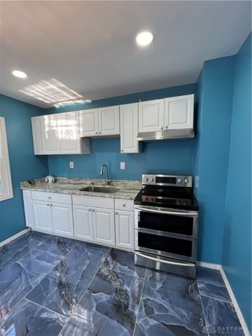 2022 W Grand Avenue, Dayton, OH 45402