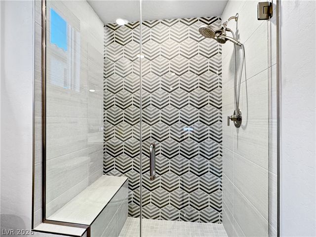 92 Stone Bluff Lane, Henderson, NV 89011