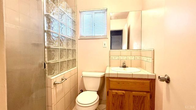 2335 N Douty Street, Hanford, CA 93230