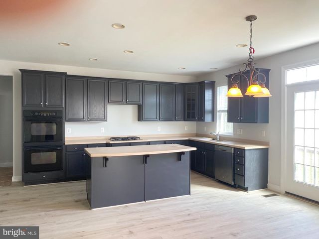 23158 KLEINSMITH WAY, Ashburn, VA 20148