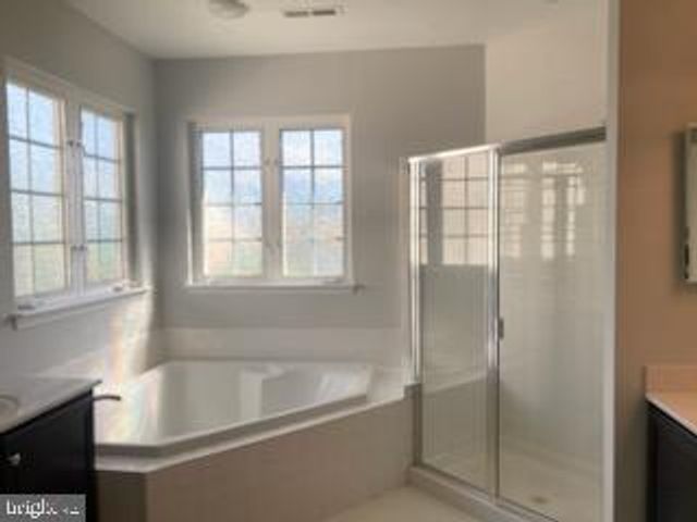 23158 KLEINSMITH WAY, Ashburn, VA 20148