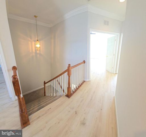 23158 KLEINSMITH WAY, Ashburn, VA 20148