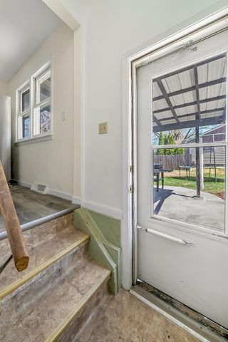 2517 S 7TH Street, Council Bluffs, IA 51501