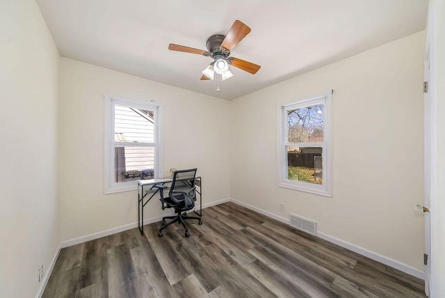 2517 S 7TH Street, Council Bluffs, IA 51501