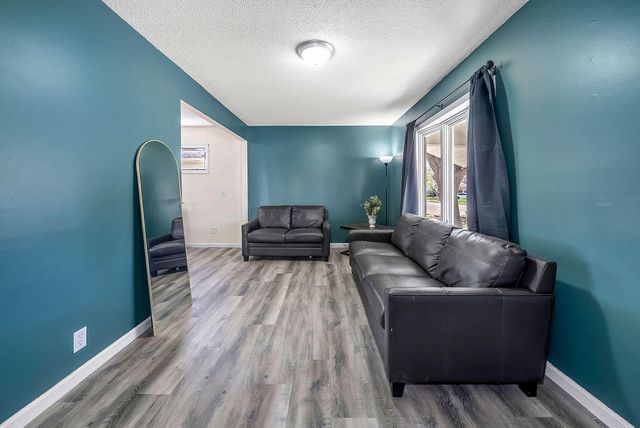 2517 S 7TH Street, Council Bluffs, IA 51501