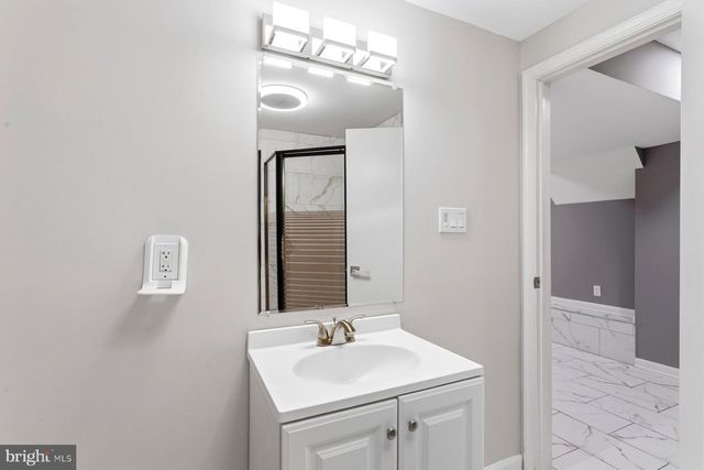 7800 RICHFIELD RD, Springfield, VA 22153