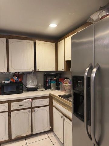 13725 NE 6th Avenue 209, North Miami, FL 33161
