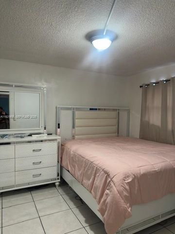 13725 NE 6th Avenue 209, North Miami, FL 33161