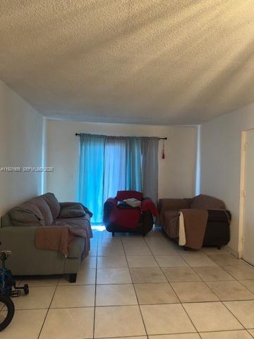 13725 NE 6th Avenue 209, North Miami, FL 33161