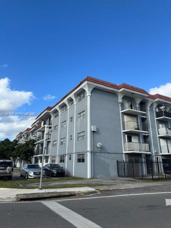 13725 NE 6th Avenue 209, North Miami, FL 33161
