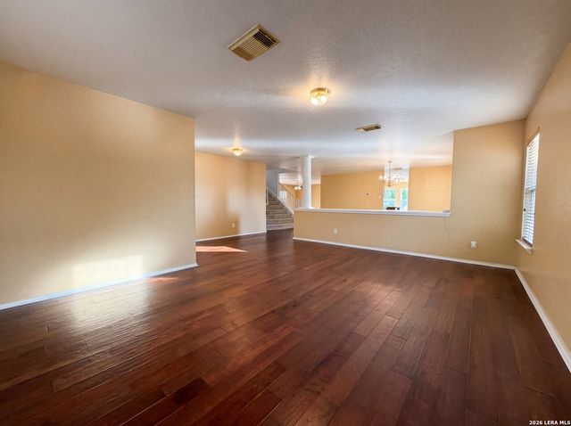 121 SPRINGTREE GATE, Cibolo, TX 78108