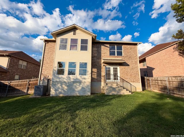 121 SPRINGTREE GATE, Cibolo, TX 78108