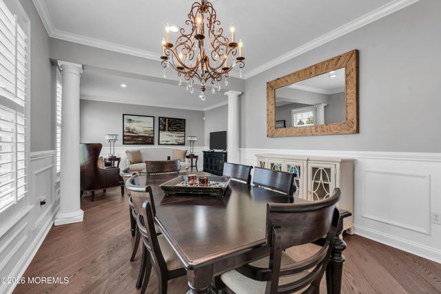 42 W Parsonage Way, Manalapan, NJ 07726