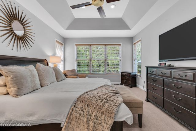 42 W Parsonage Way, Manalapan, NJ 07726