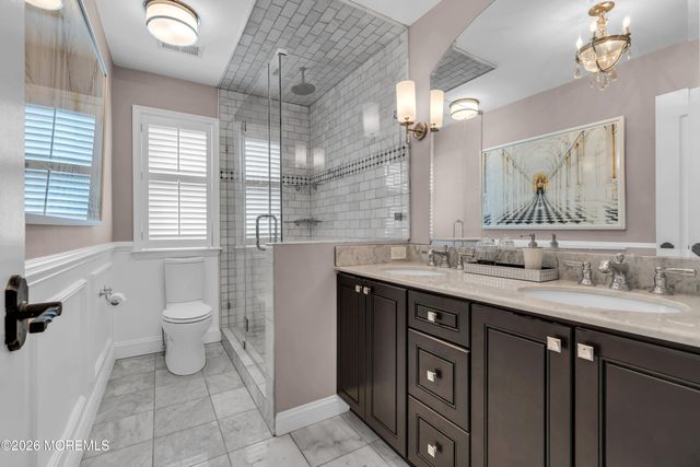42 W Parsonage Way, Manalapan, NJ 07726