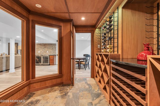 42 W Parsonage Way, Manalapan, NJ 07726