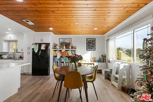 2323 Warwick Avenue, Los Angeles, CA 90032