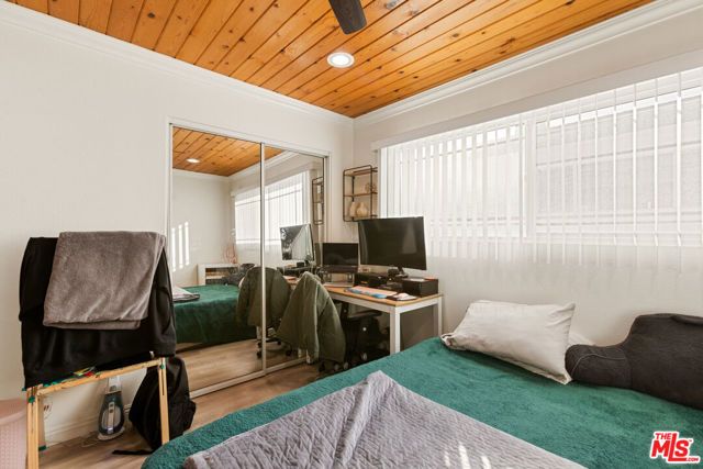 2323 Warwick Avenue, Los Angeles, CA 90032