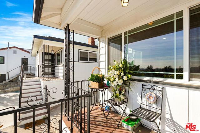 2323 Warwick Avenue, Los Angeles, CA 90032