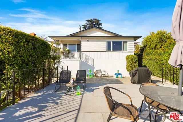 2323 Warwick Avenue, Los Angeles, CA 90032