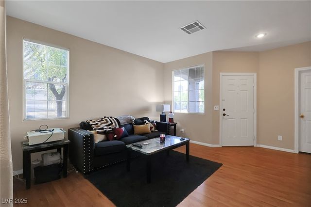 7787 Hampton Cove Lane, Las Vegas, NV 89113