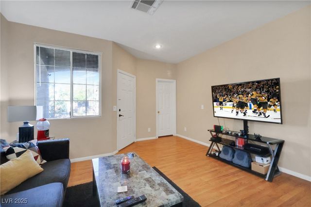 7787 Hampton Cove Lane, Las Vegas, NV 89113