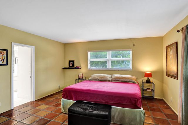 1212 SE 2nd Court 201, Fort Lauderdale, FL 33301