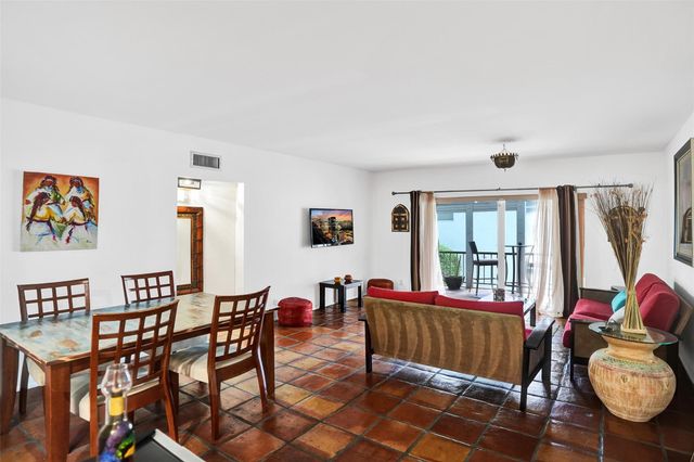 1212 SE 2nd Court 201, Fort Lauderdale, FL 33301