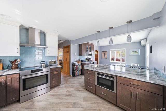 26 Bogart Street, Huntington Station, NY 11746