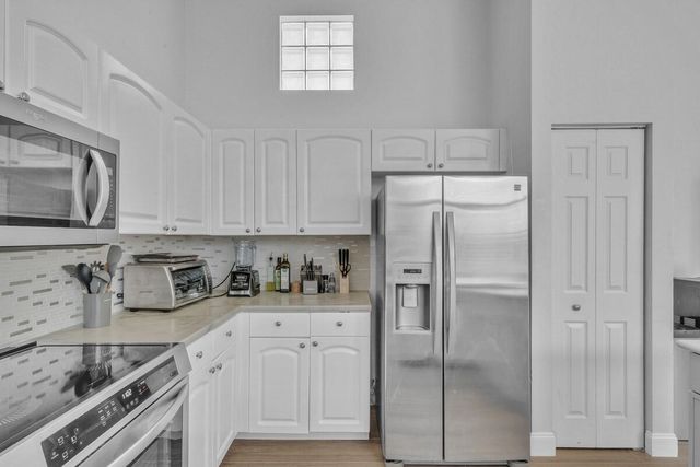 7693 ROCKFORD Road, Boynton Beach, FL 33472