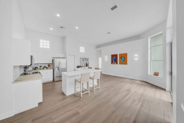 7693 ROCKFORD Road, Boynton Beach, FL 33472