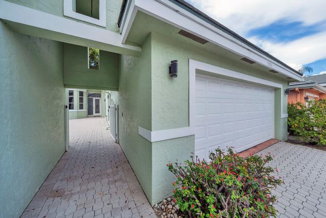 7693 ROCKFORD Road, Boynton Beach, FL 33472