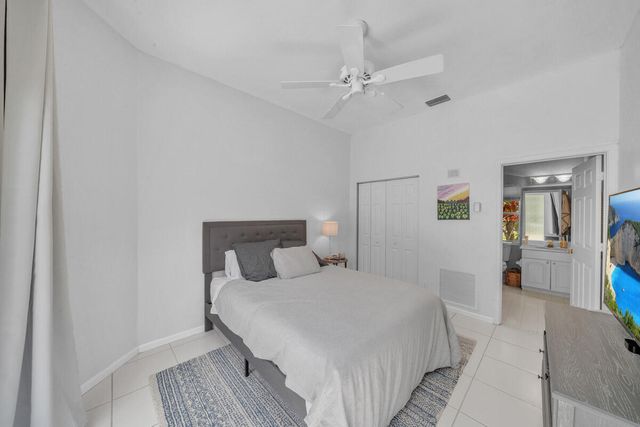 7693 ROCKFORD Road, Boynton Beach, FL 33472