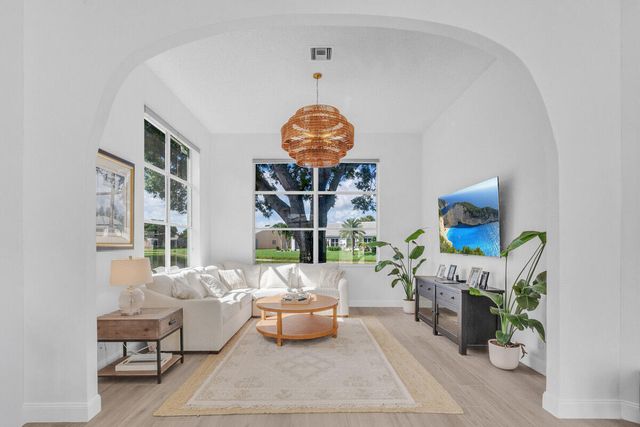 7693 ROCKFORD Road, Boynton Beach, FL 33472