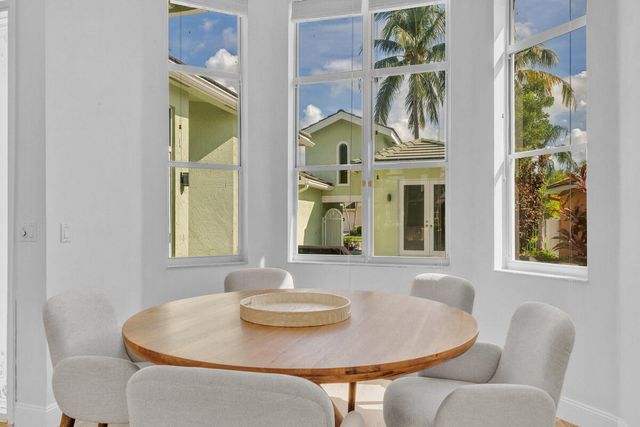 7693 ROCKFORD Road, Boynton Beach, FL 33472