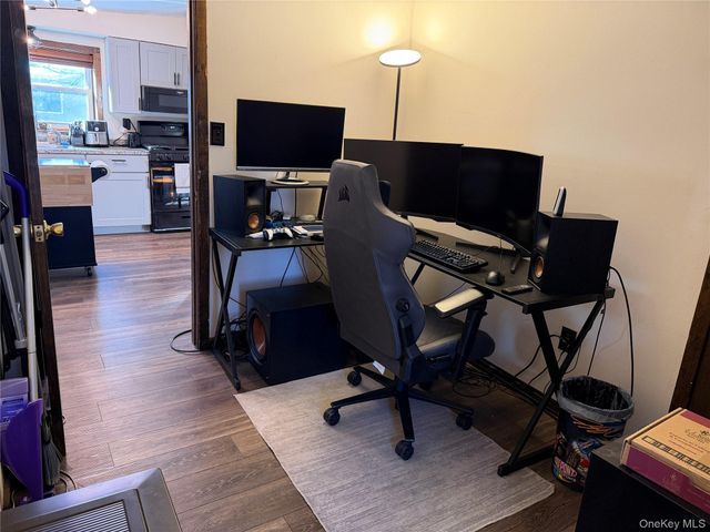 302 Lake Road, Salisbury Mills, NY 12577