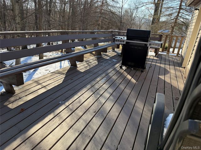 302 Lake Road, Salisbury Mills, NY 12577