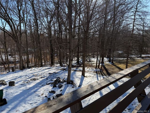 302 Lake Road, Salisbury Mills, NY 12577