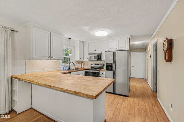 2923 Ardmore Street, Burlington, NC 27215