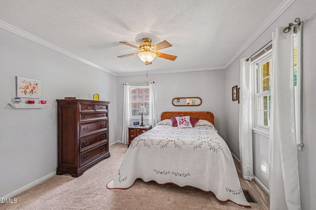 2923 Ardmore Street, Burlington, NC 27215