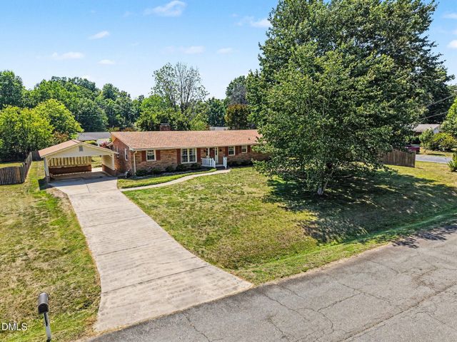 2923 Ardmore Street, Burlington, NC 27215