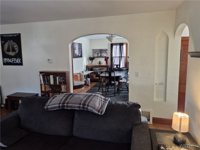 25 Ilion Street, Tonawanda, NY 14150