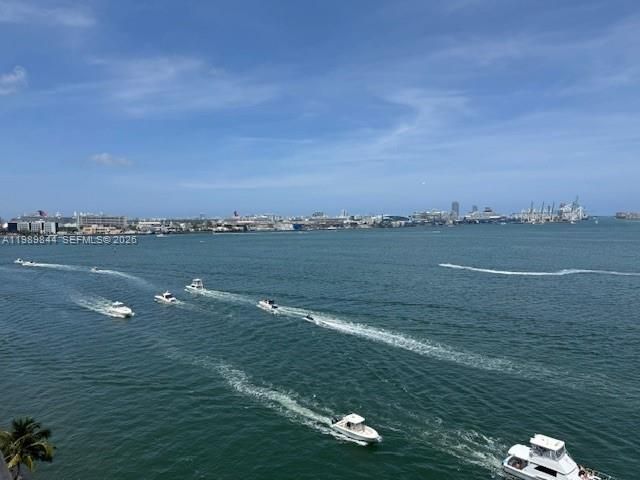 770 Claughton Island Dr 1216, Miami, FL 33131