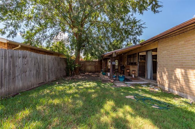 15410 Empanada Drive, Houston, TX 77083